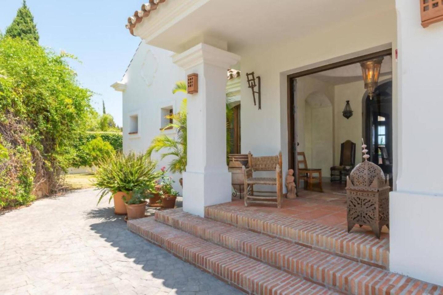 Villa Casa Sol Encantadora Villa Con Piscina Марбелья Экстерьер фото