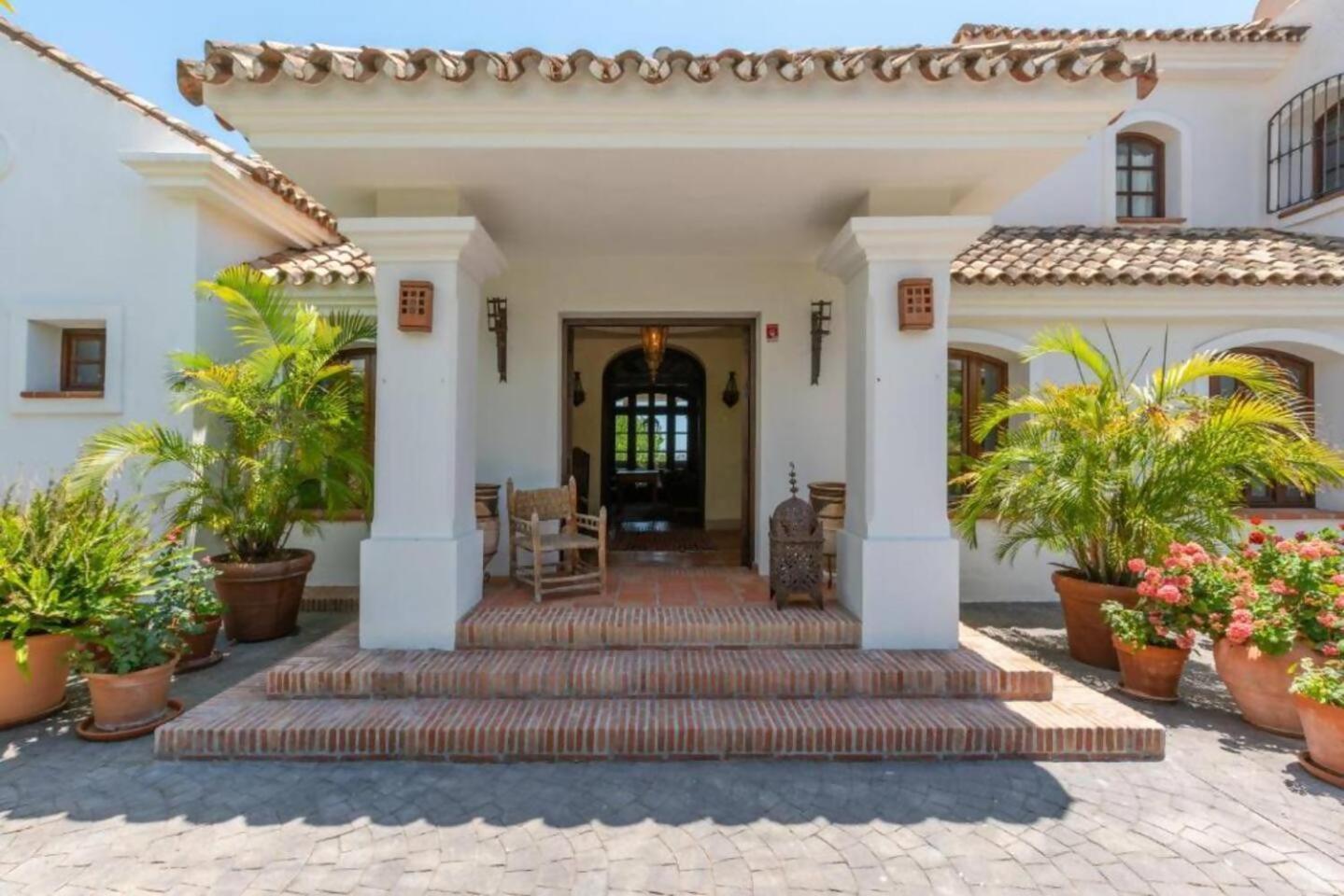 Villa Casa Sol Encantadora Villa Con Piscina Марбелья Экстерьер фото