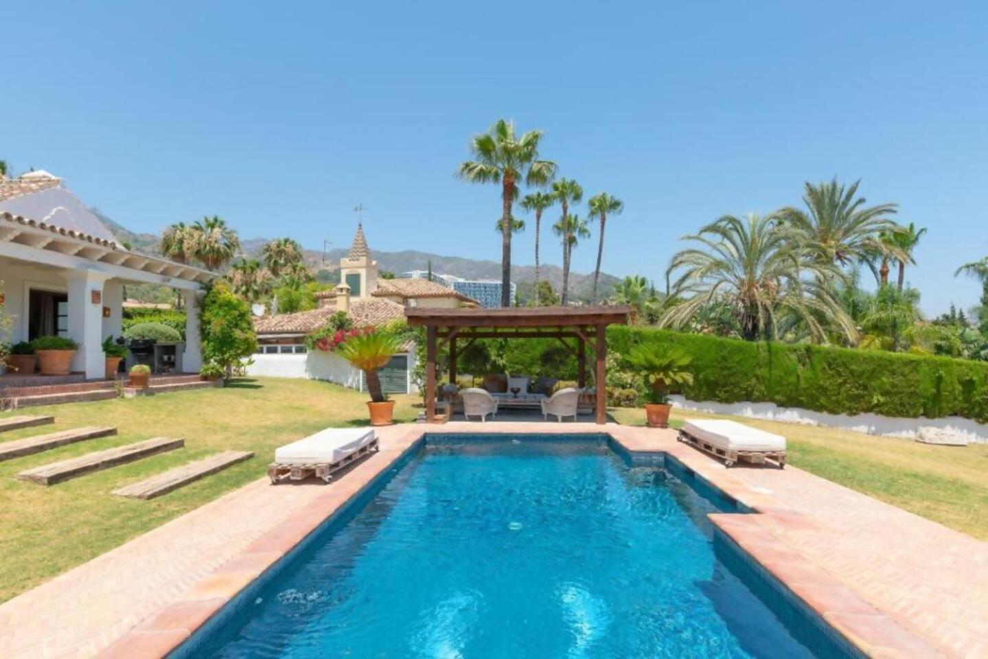 Villa Casa Sol Encantadora Villa Con Piscina Марбелья Экстерьер фото